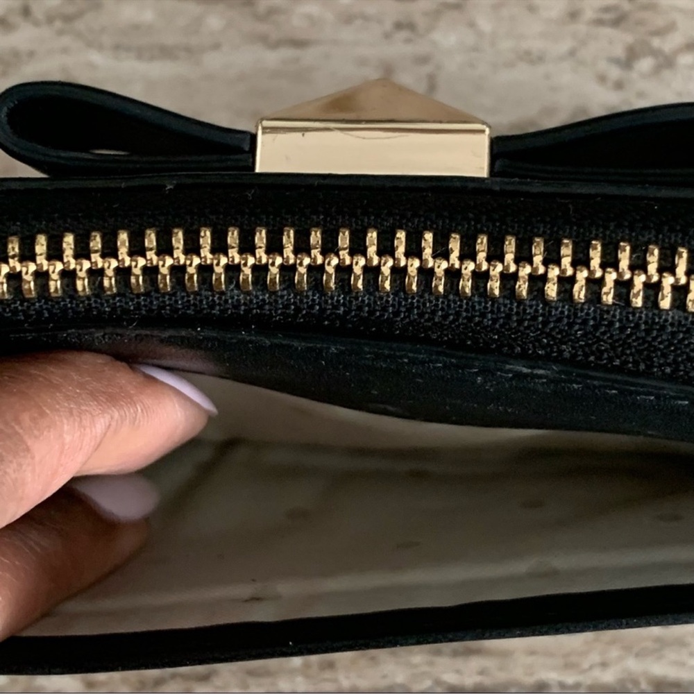Kate Spade Black Leather Bow Zip Wallet - Picture 4 of 10